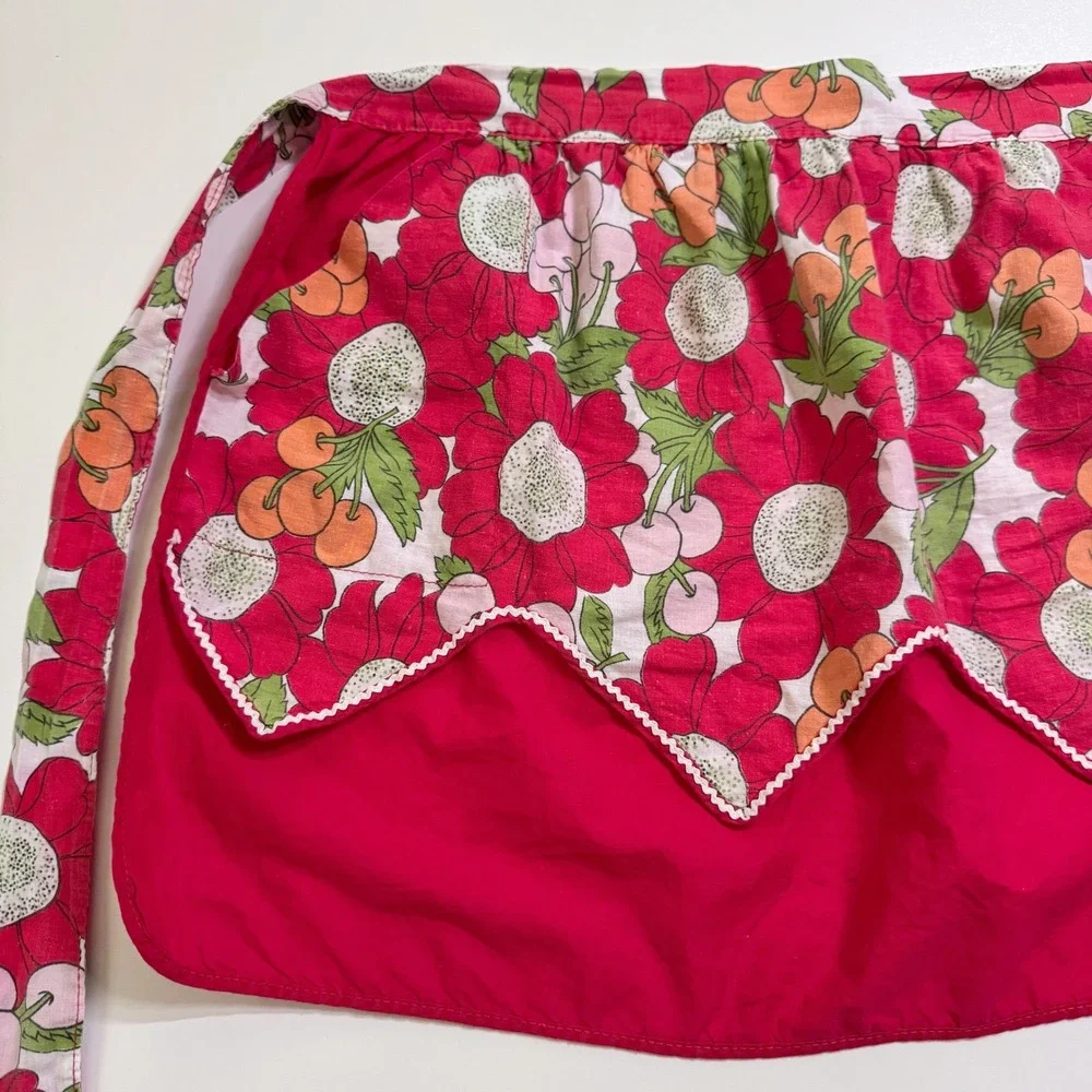 Vintage 50s Half Apron Reversible Red Floral Fruit Rickrack Scallop Retro Kitsch